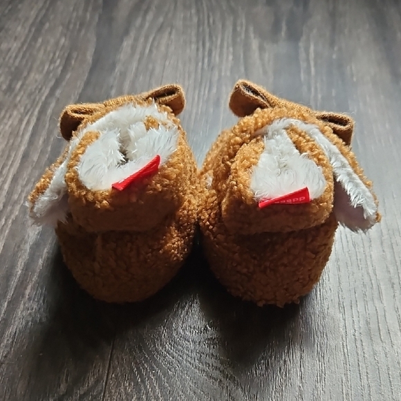 Cozy Brown Baby Booties with Bow - Picture 5 of 7